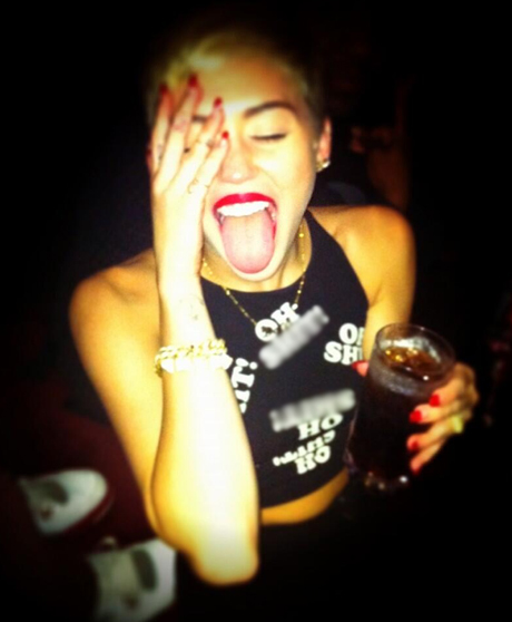 miley-cyrus-party